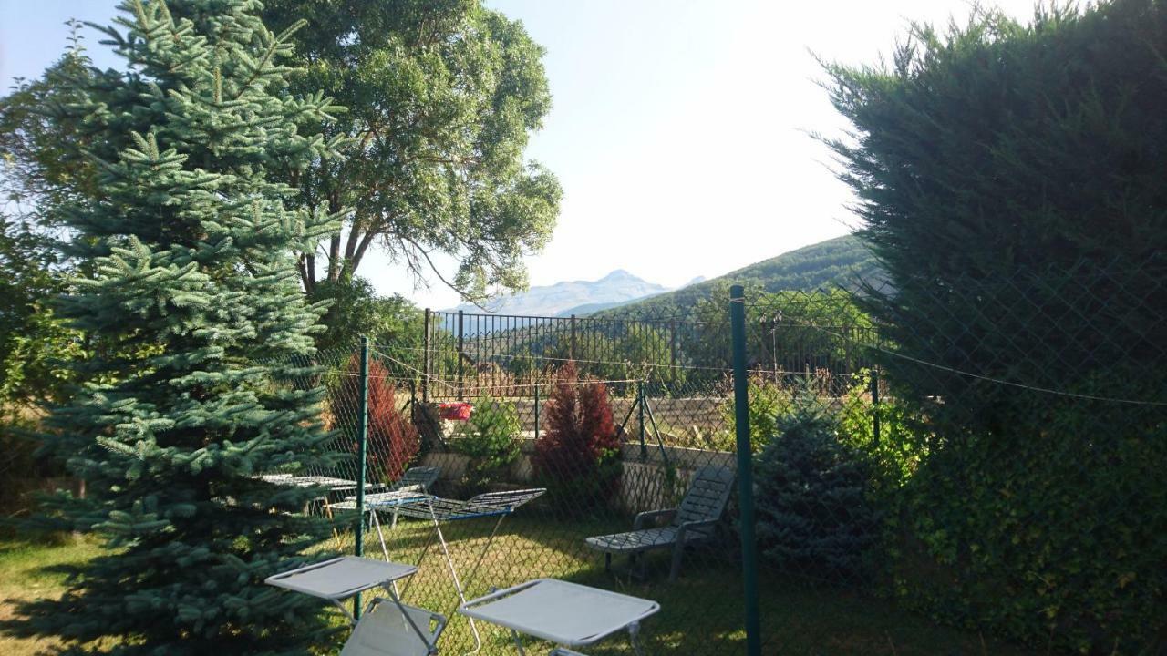 Casa Noelia Villa กาสเตียโญ เด ฮากา ภายนอก รูปภาพ